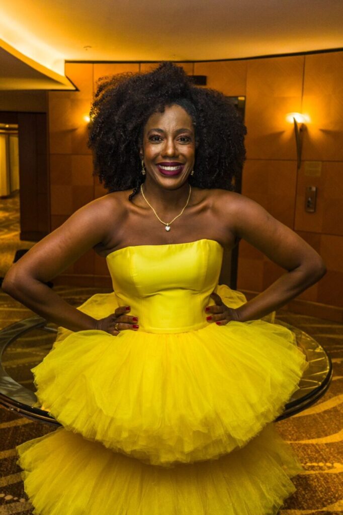A atriz Maria Gal foi conferir na noite de ontem (20) a 21º edição do Troféu Raça Negra
