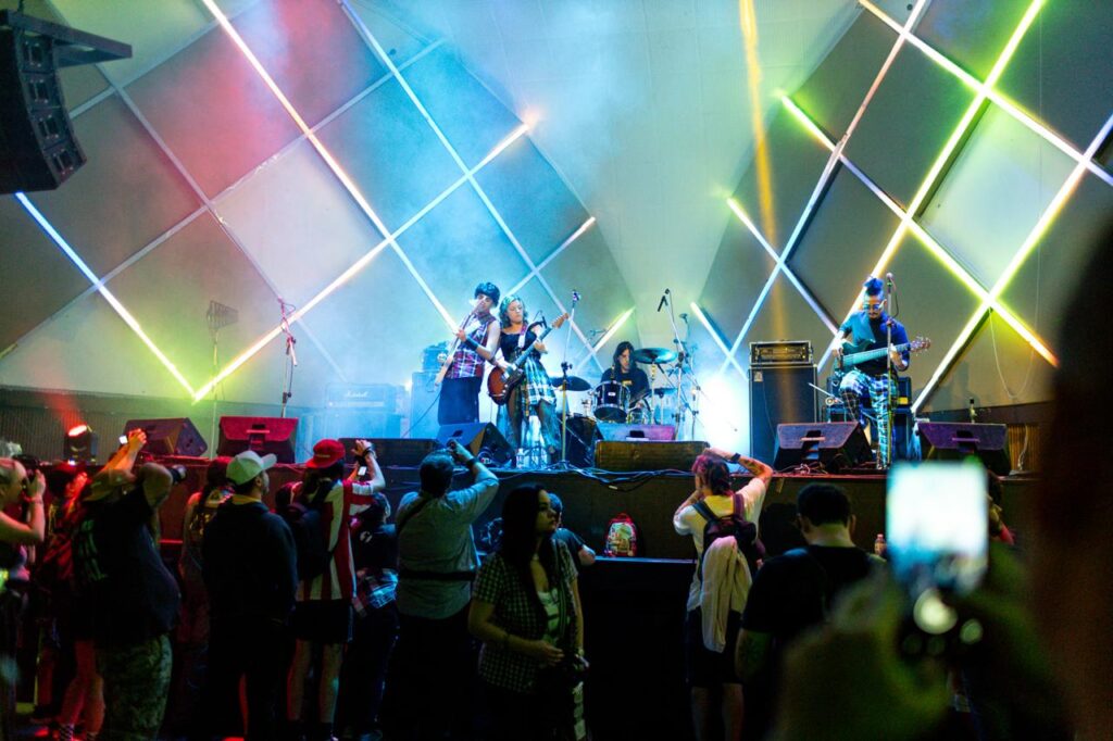 BANDA HORNEY EM NOVA FASE ABRE SHOW DA CANTORA PITTY EM JOINVILLE