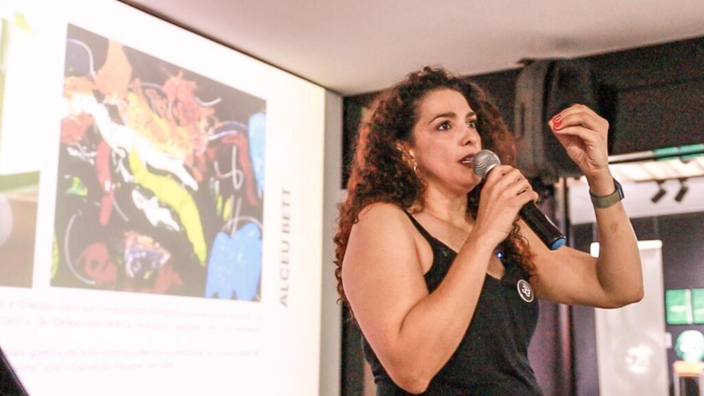 BATE-PAPO SOBRE O MERCADO DE ARTE E OS CAMINHOS PARA OS NOVOS ARTISTAS VISUAIS SE CONSOLIDAREM ACONTECE JOINVILLE