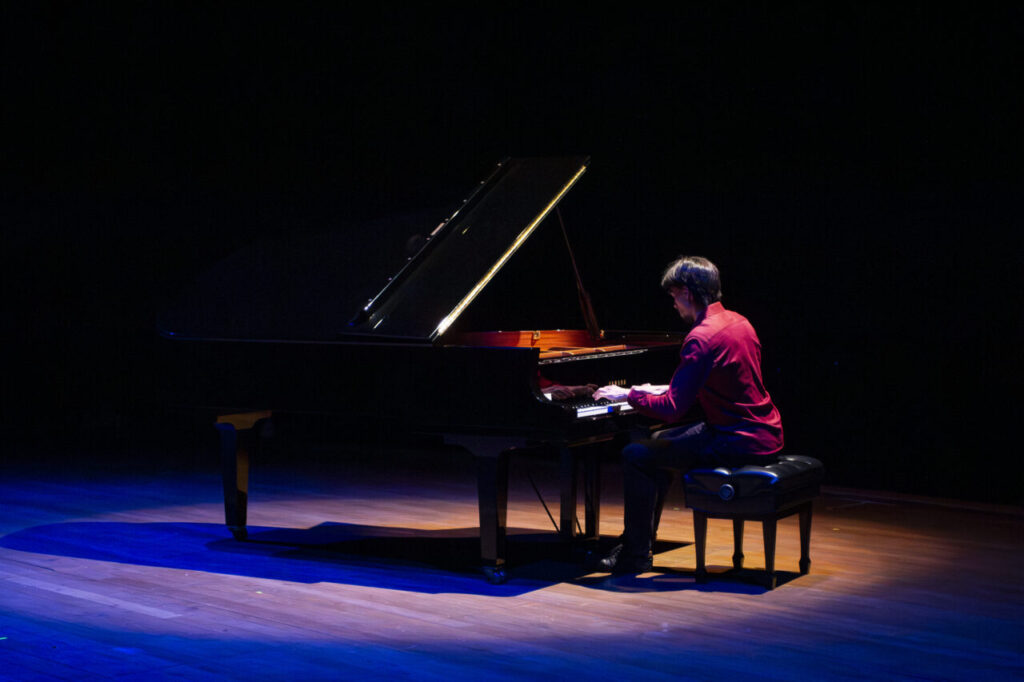 Rock ao Piano chega ao CIC com apresentação inédita