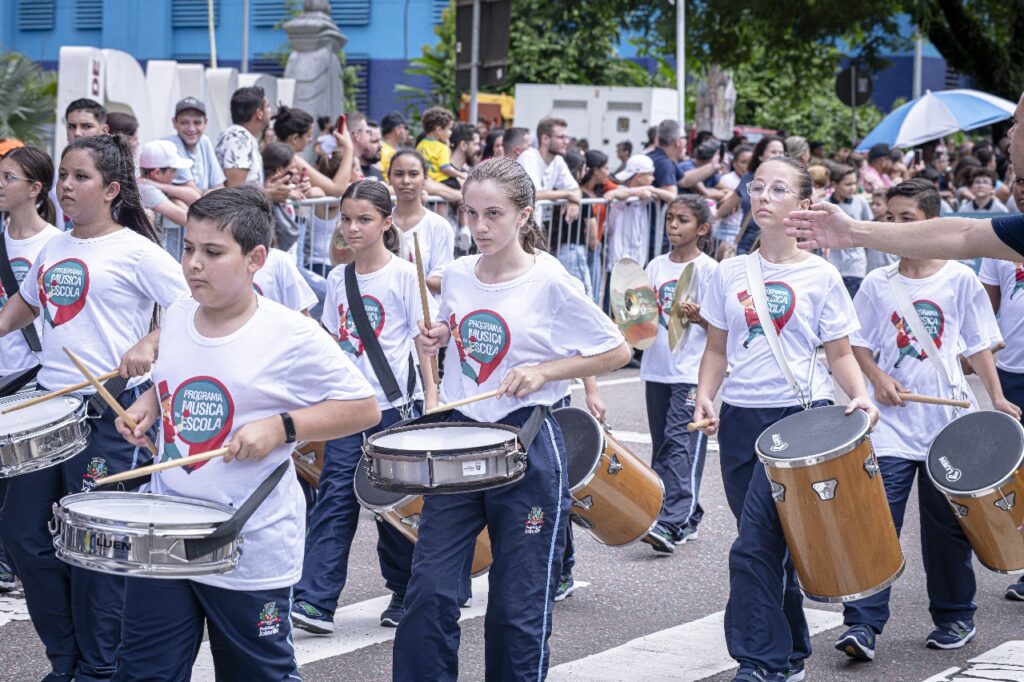 Fanfarras de escolas municipais de Joinville participam de mostra