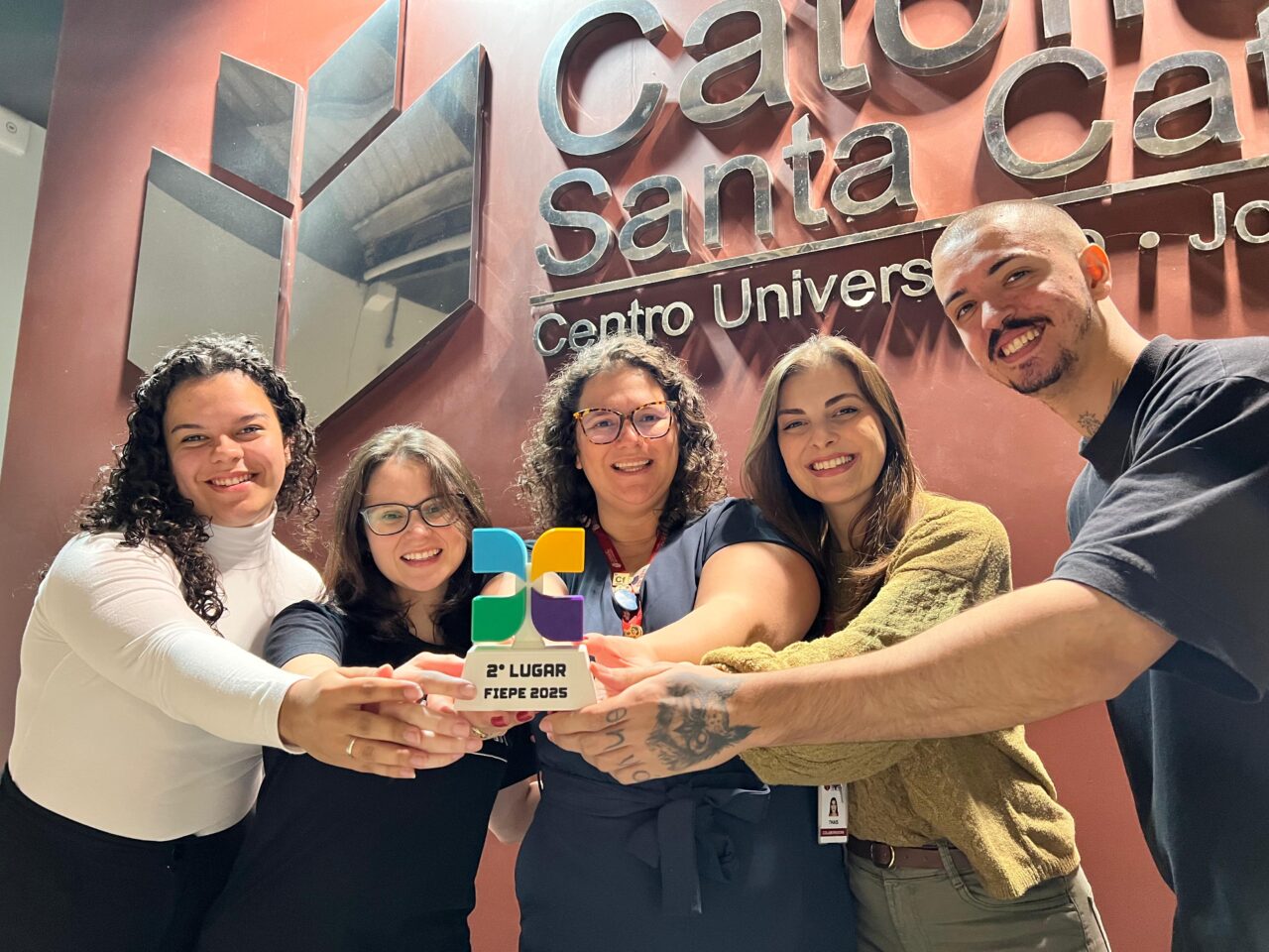 Católica SC conquista prêmio com pesquisa inovadora sobre antibióticos naturais