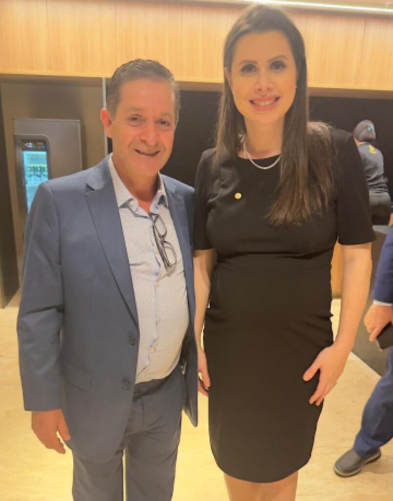 Presidente do Instituto Cabanos Marcos Santos prestigia aniversário da deputada federal Caroline de Toni em Brasília