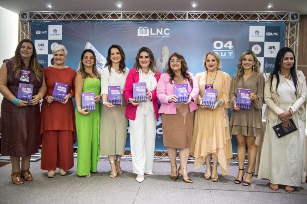 Luciane Sippert é destaque em Salvador com o lançamento do livro “O Poder das Conexões Femininas”