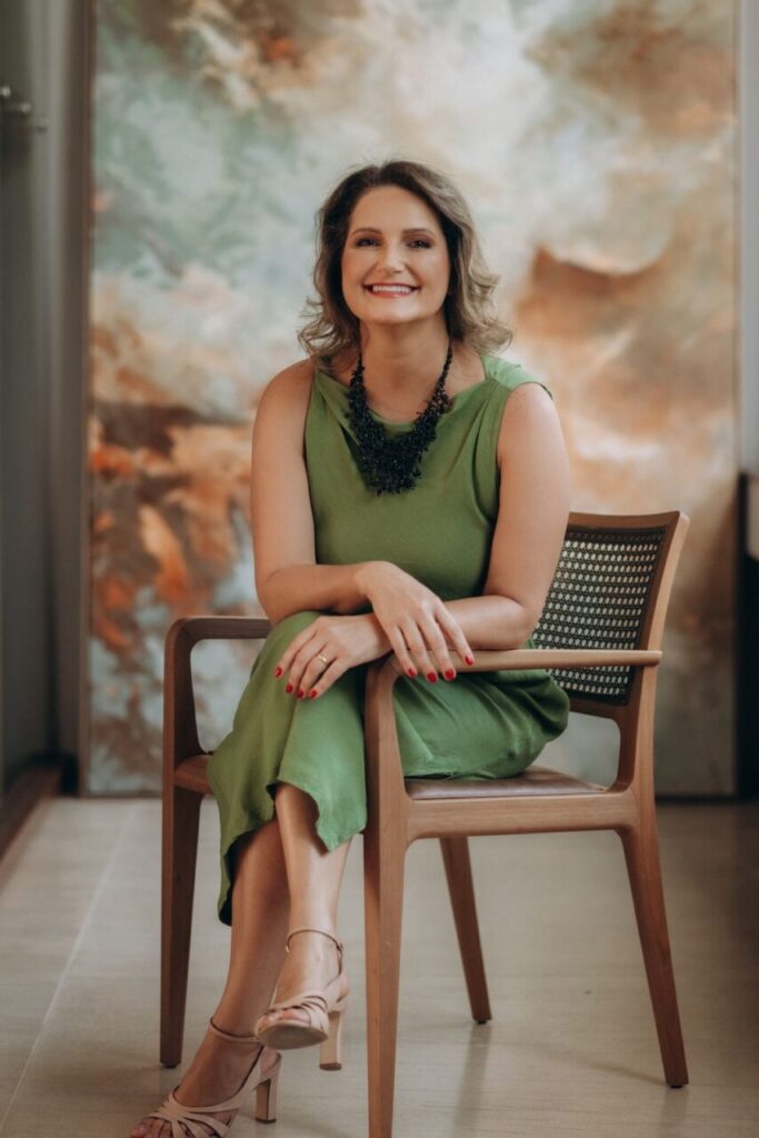 Exposição de artista joinvilense abre programação especial de 175 anos de Joinville no Garten Shopping