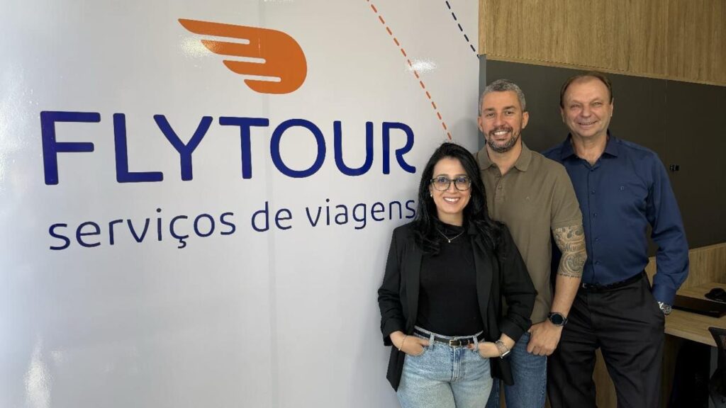 Flytour avança no Sul e aposta em força local para conquistar Joinville