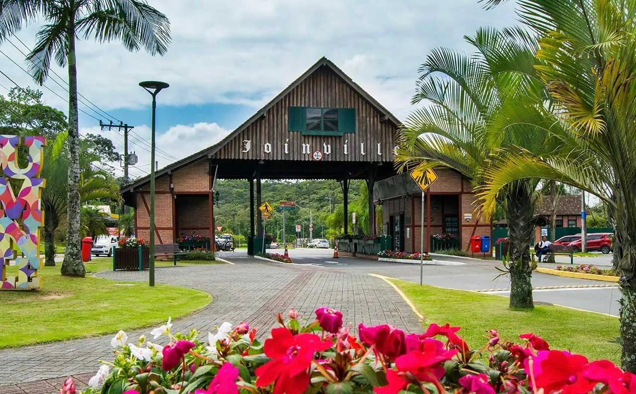 Expoville sedia evento do setor de turismo e reúne profissionais e lideranças nacionais