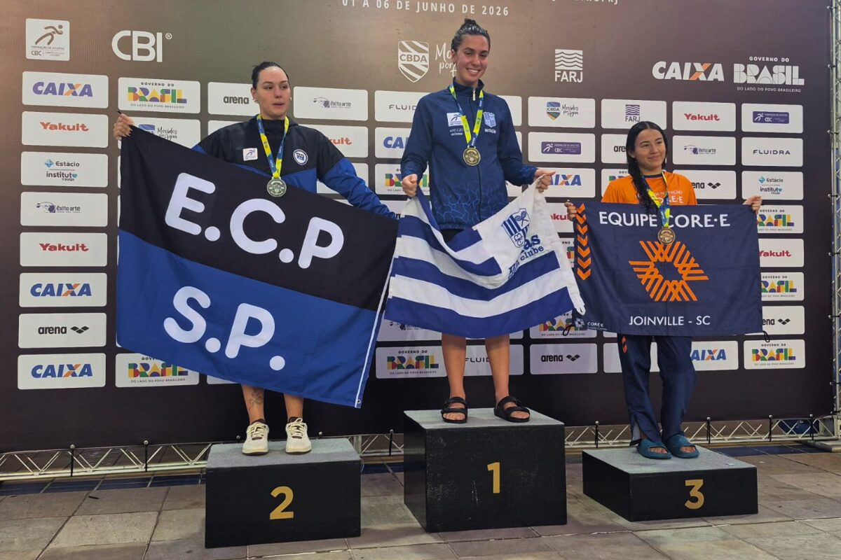 Atleta de Joinville conquista medalha de bronze em  campeonato brasileiro de natação