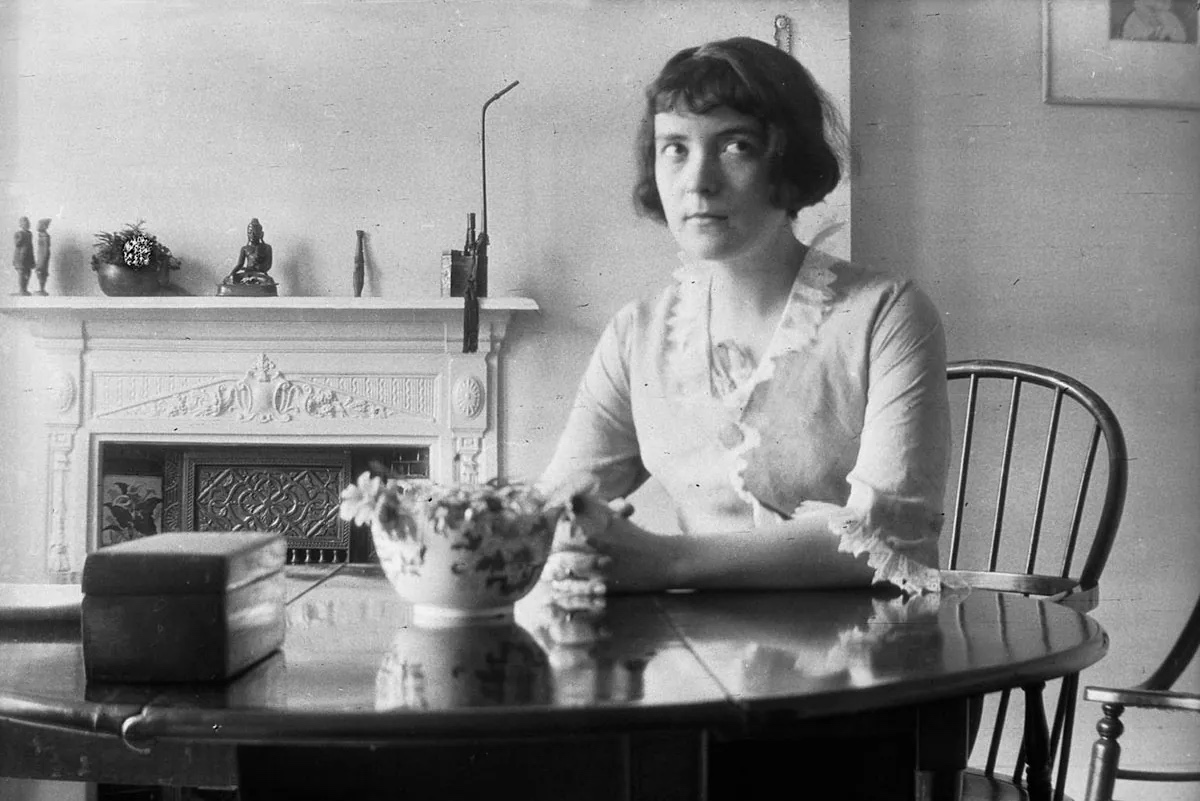 Instituto Internacional Juarez Machado recebe lançamento da primeira antologia brasileira de poemas de Katherine Mansfield