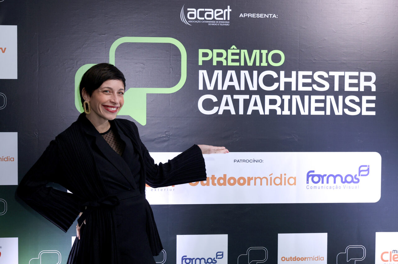 Taísa Rodrigues é eleita assessora de imprensa do ano no prêmio Manchester Catarinense