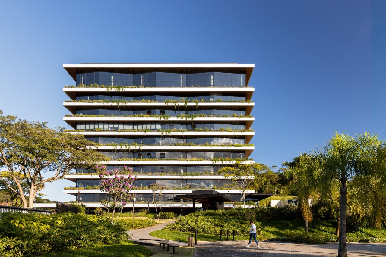 Primeiro prédio da Cidade das Águas, em Joinville, é eleito Edifício do Ano em prêmio nacional